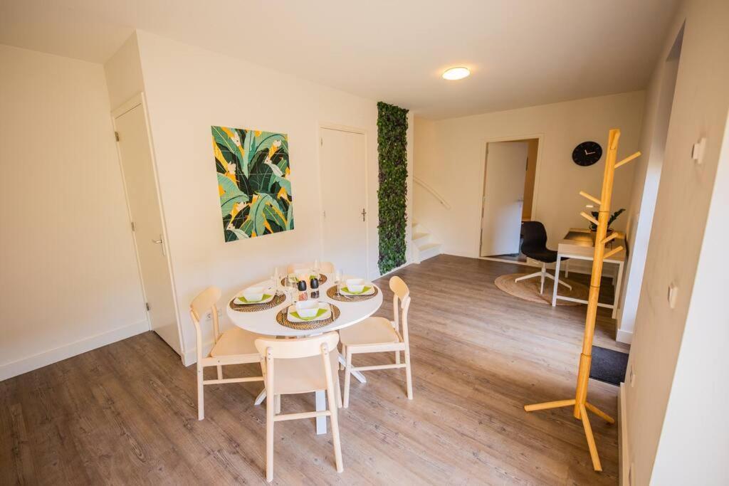 Lovely 3 Bedroom Apartment In Eindhoven 65M2 - Sd23N المظهر الخارجي الصورة