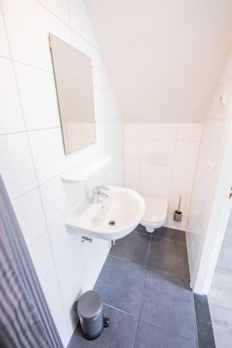 Lovely 3 Bedroom Apartment In Eindhoven 65M2 - Sd23N المظهر الخارجي الصورة